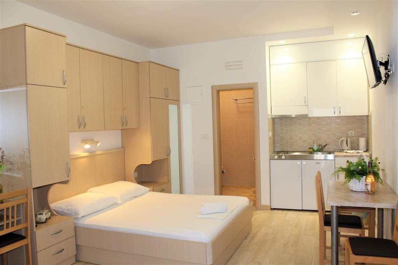 City Center Apartments Miro Makarska Extérieur photo